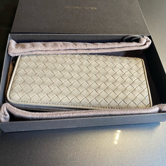 Bottega veneta